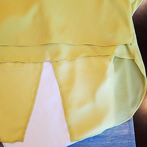 Bisou Bisou blouse - Picture 3 of 7